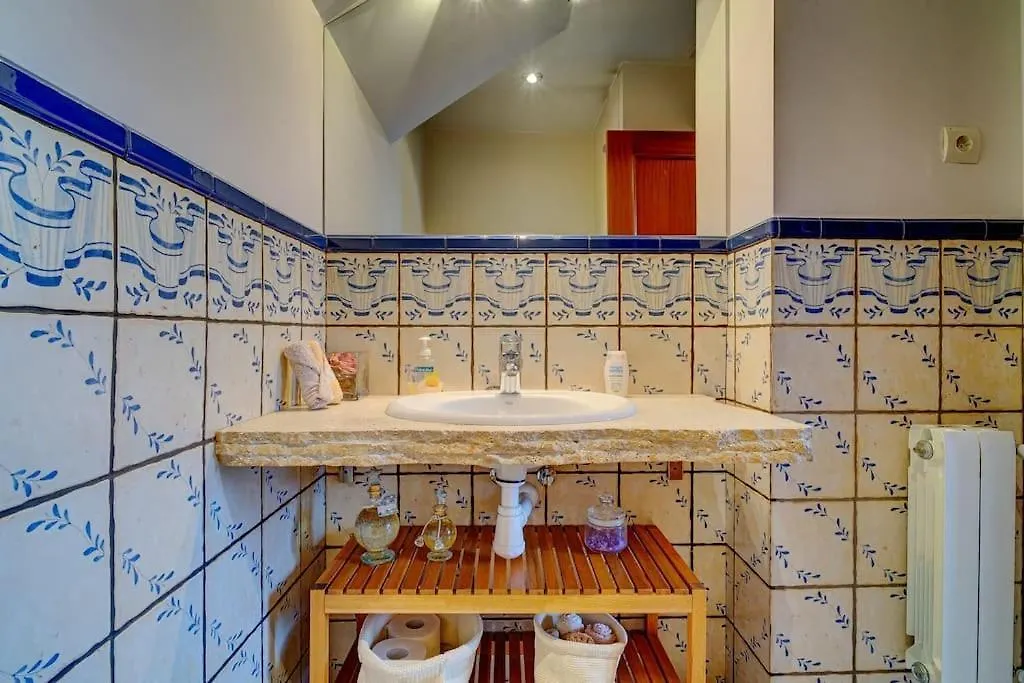 빌바오 Duplex En Chalet Climatizado Y Garaje E-Bi-200 아파트